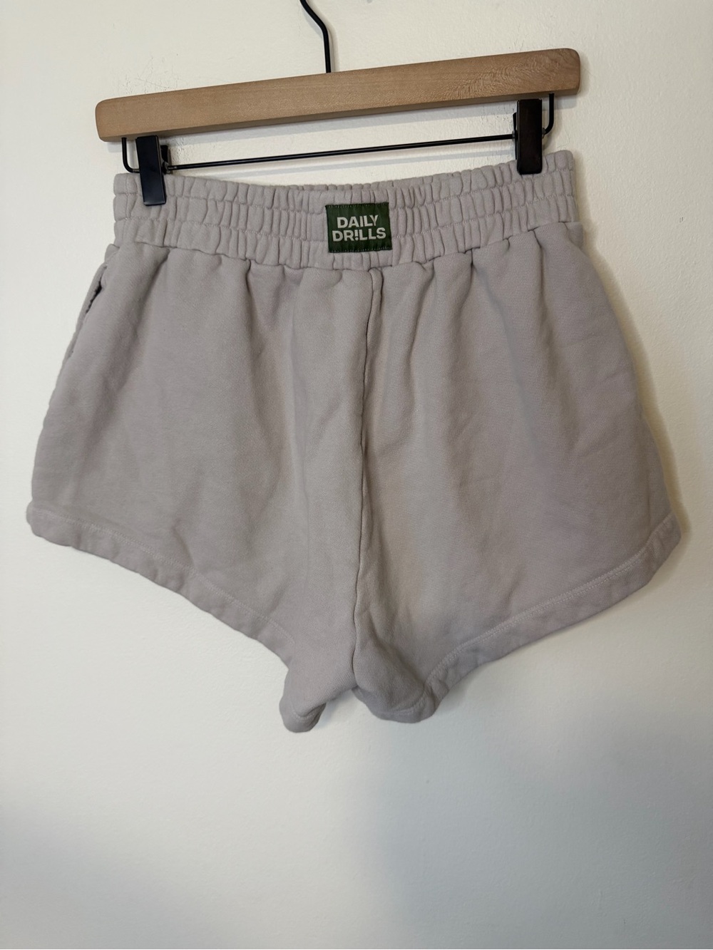 Daily Drills Women’s Cream Super Shorts (XS/S)